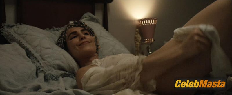 Noomi Rapace Photo Gallery from The Secrets We Keep photo 4