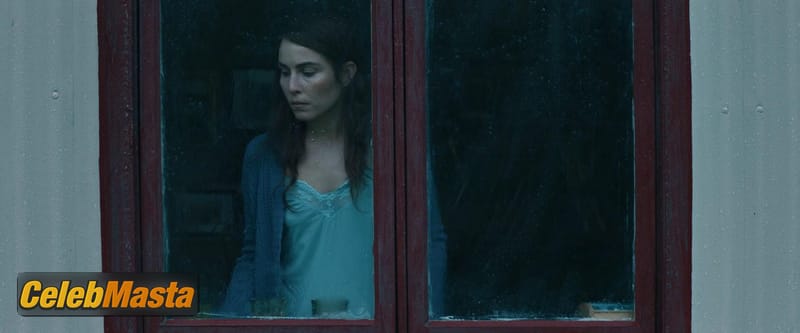 Photo Gallery: Noomi Rapace in Lamb photo 2