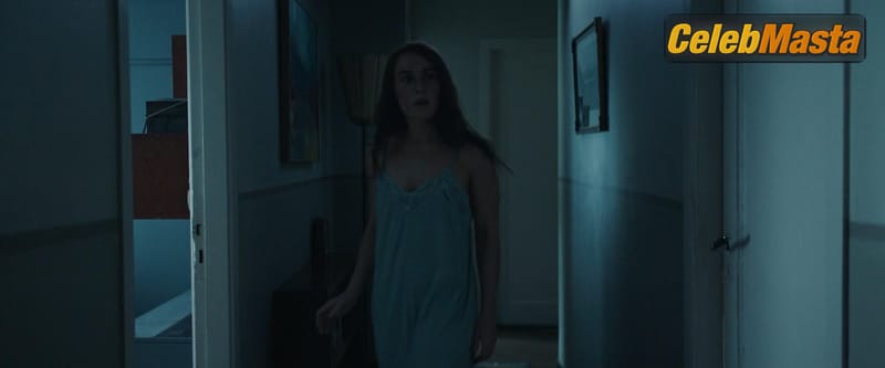 Photo Gallery: Noomi Rapace in Lamb photo 3