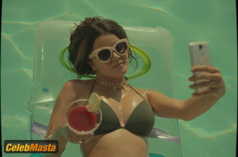 Paulina Gaitan Photos from El Presidente photo 1