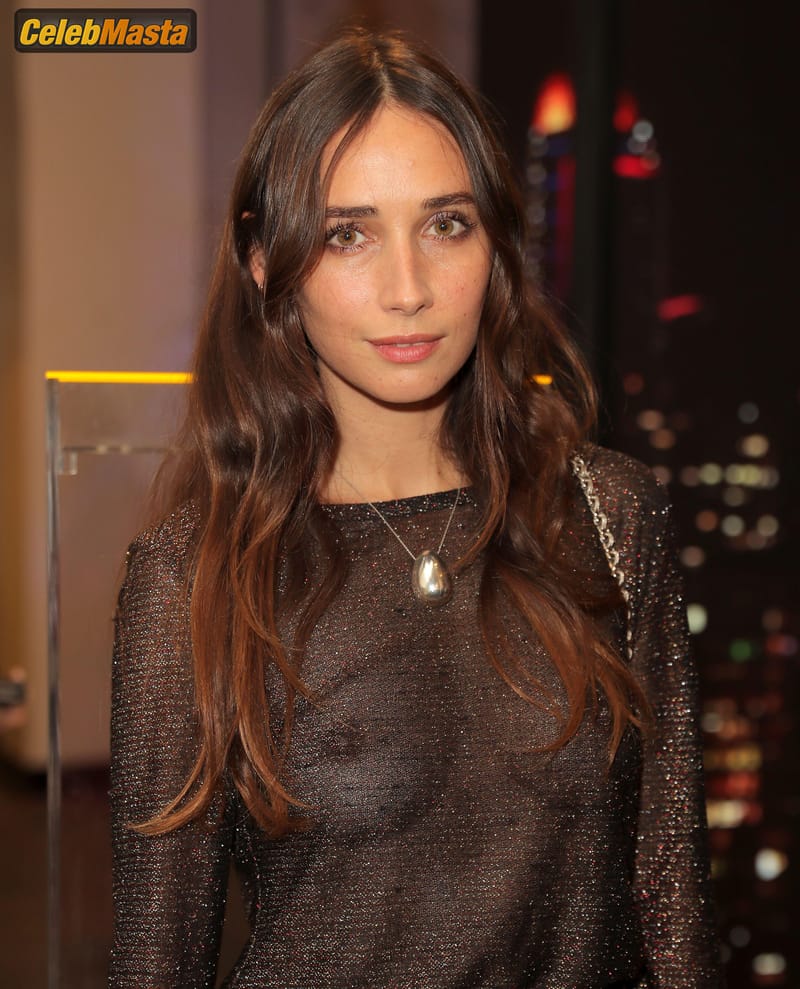 Photo Gallery: Rebecca Dayan Braless At The Venyx ‘elementa’ Collection Celebration photo 3