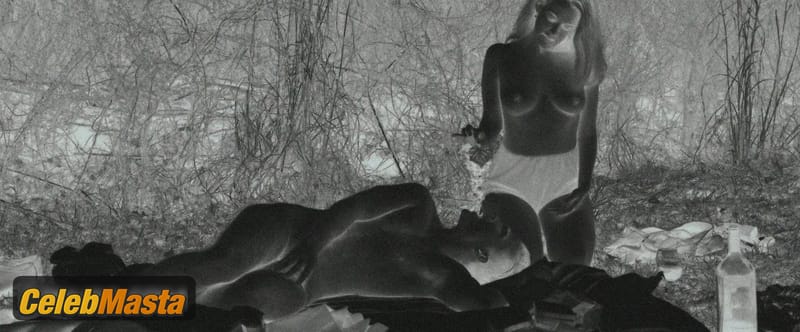 Riley Keough Photos from The Devil All The Time photo 4