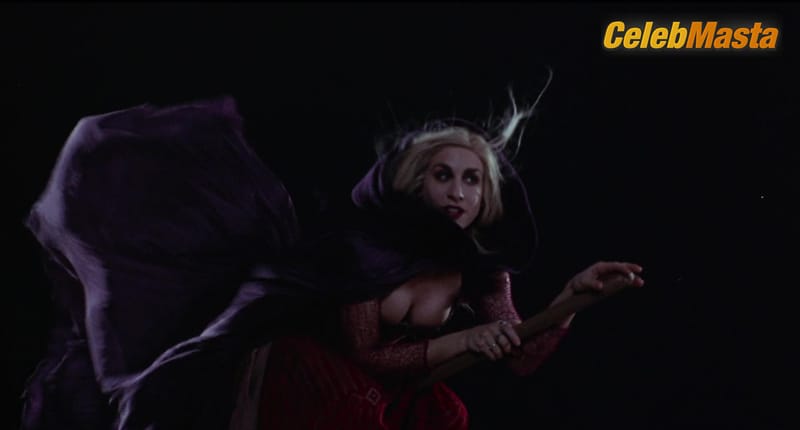Sarah Jessica Parker Scene Photos Gallery from Hocus Pocus photo 3