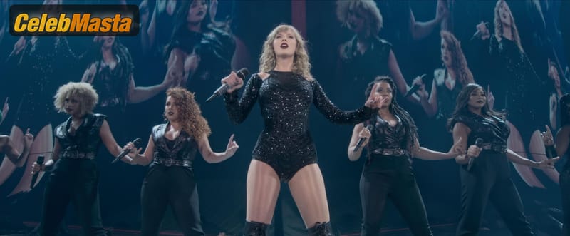 Taylor Swift Photo Set: Reputation Stadium Tour photo 3