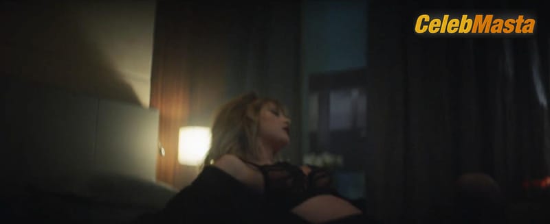 Taylor Swift Photos from I Don’t Wanna Live Forever photo 2