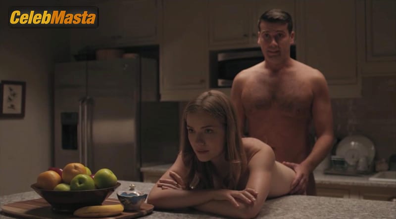Photo Gallery: Willa Fitzgerald in Alpha House photo 2