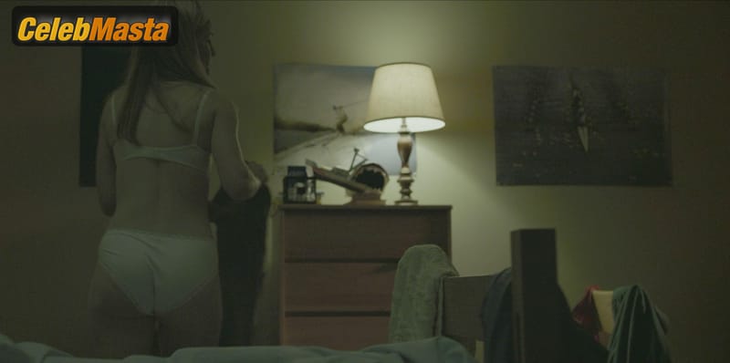 Willa Fitzgerald Photo Set from House Of Cards photo 3