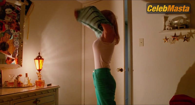 Winona Ryder Scene Photos Gallery from Edward Scissorhands photo 3