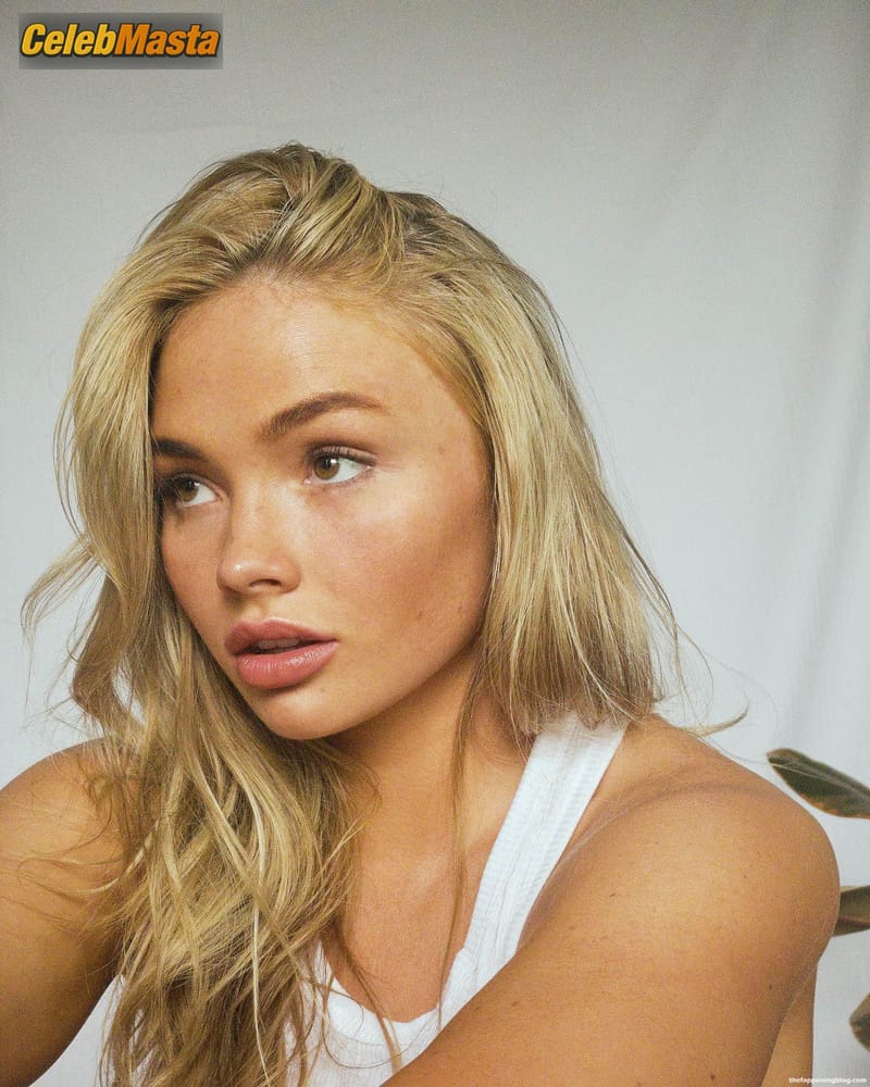 Natalie Alyn Lind Photos: Sexy Poses In A Photoshoot By Noah Asanias photo 2