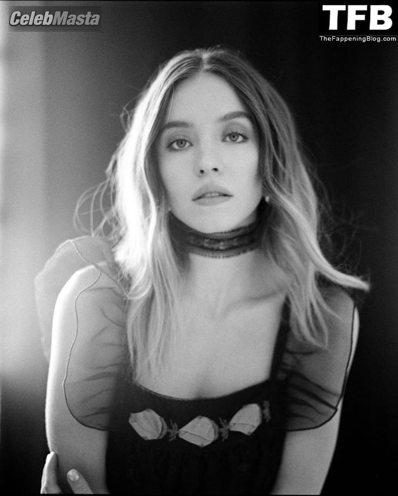 Sydney Sweeney Sexy Photos Collection From Various Photoshoots And Social Media Posts photo 4