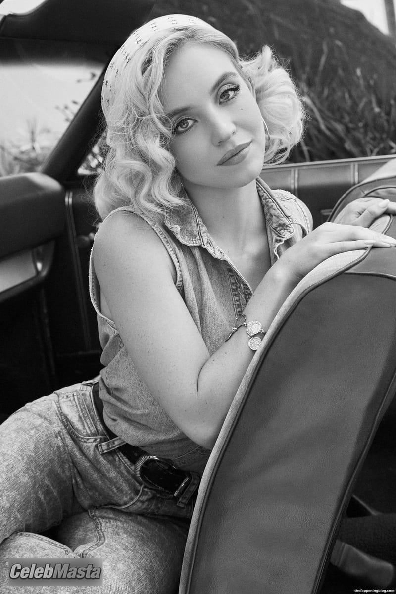 Sydney Sweeney Sexy Poses Showing Off Her Hot Cleavage In A Photoshoot For GUESS Originals photo 3