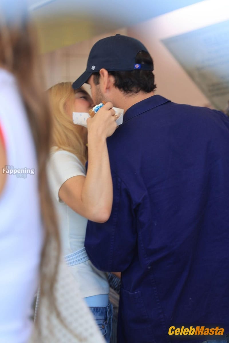 Sydney Sweeney Sexy Seen With Scooter Braun Flaunting Her Hot Cleavage At A Pop-Up Event For Her Lingerie Brand SYRN In LA Photo Gallery photo 2