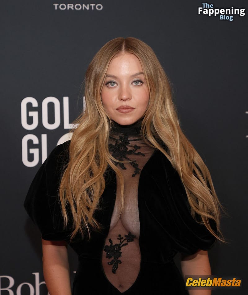 Sydney Sweeney Sexy Shows Off Her Stunning Cleavage At Toronto Film Festival Event Photo Gallery photo 2