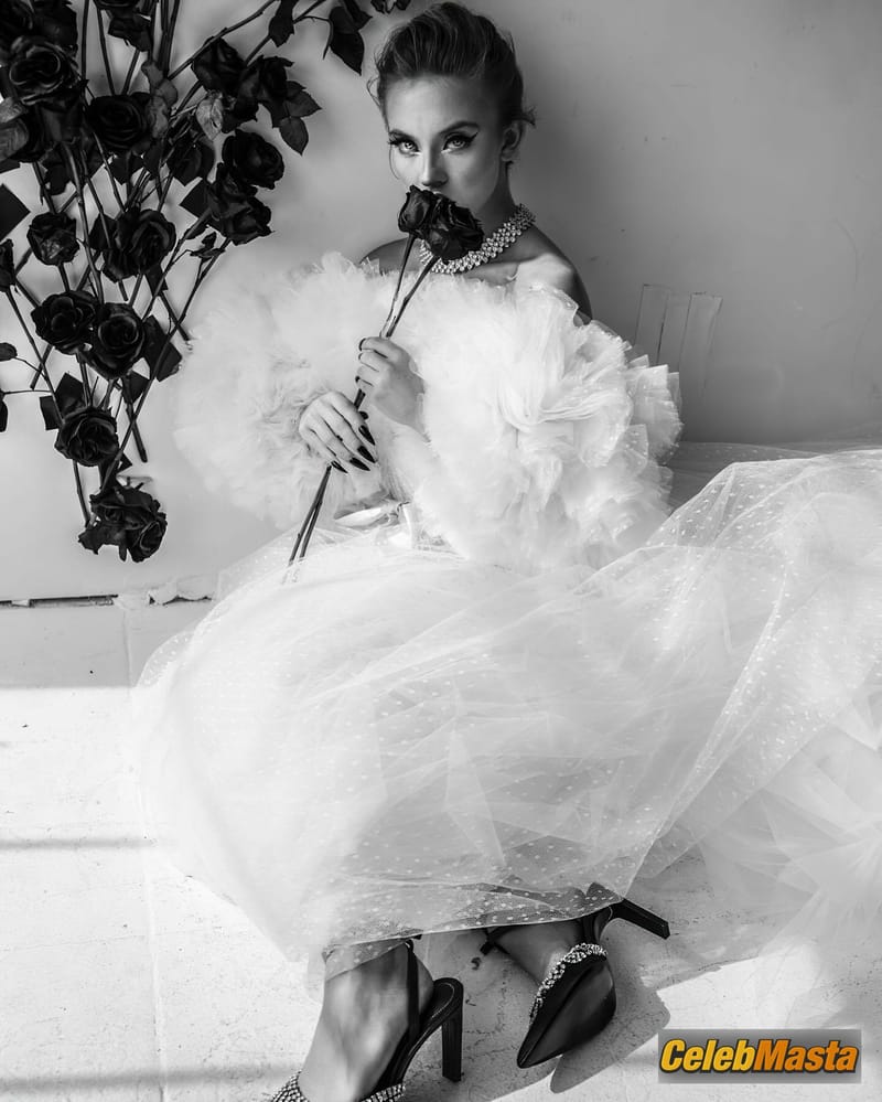 Sydney Sweeney Sexy by Damon Baker for Numero Netherlands magazine November 2020 Issue Photo Gallery photo 3