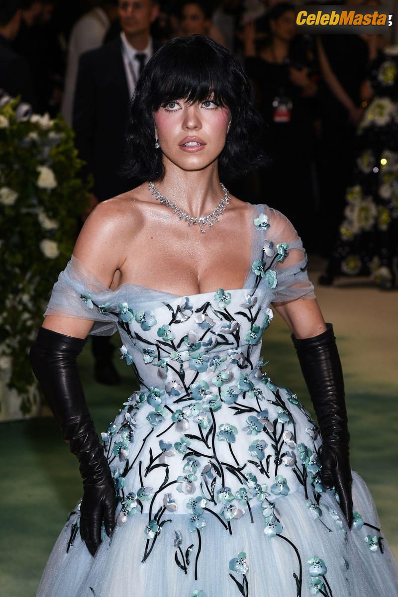 Sydney Sweeney Shines At The Met Gala In Nyc With sexy Photos photo 3