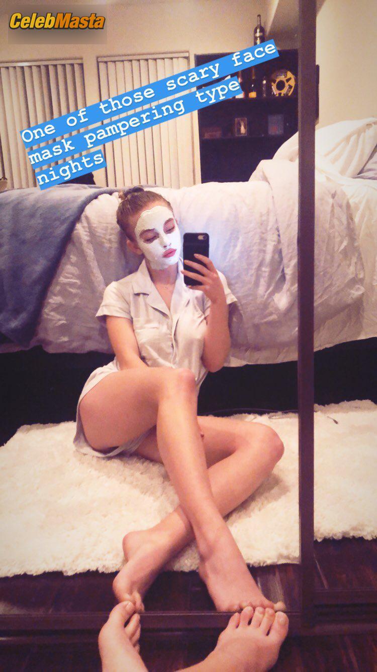 Sydney Sweeney non- sexy photos from Instagram (March 2019) photo 1