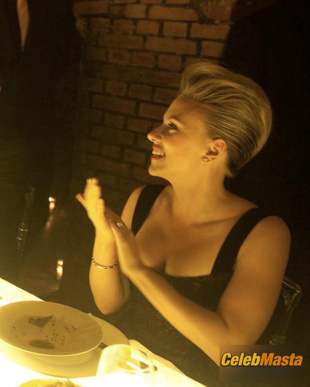 Scarlett Johansson A Funny Thing Happened On The Way To Cure Parkinsons’ Benefit – Red Carpet Photo Gallery photo 1