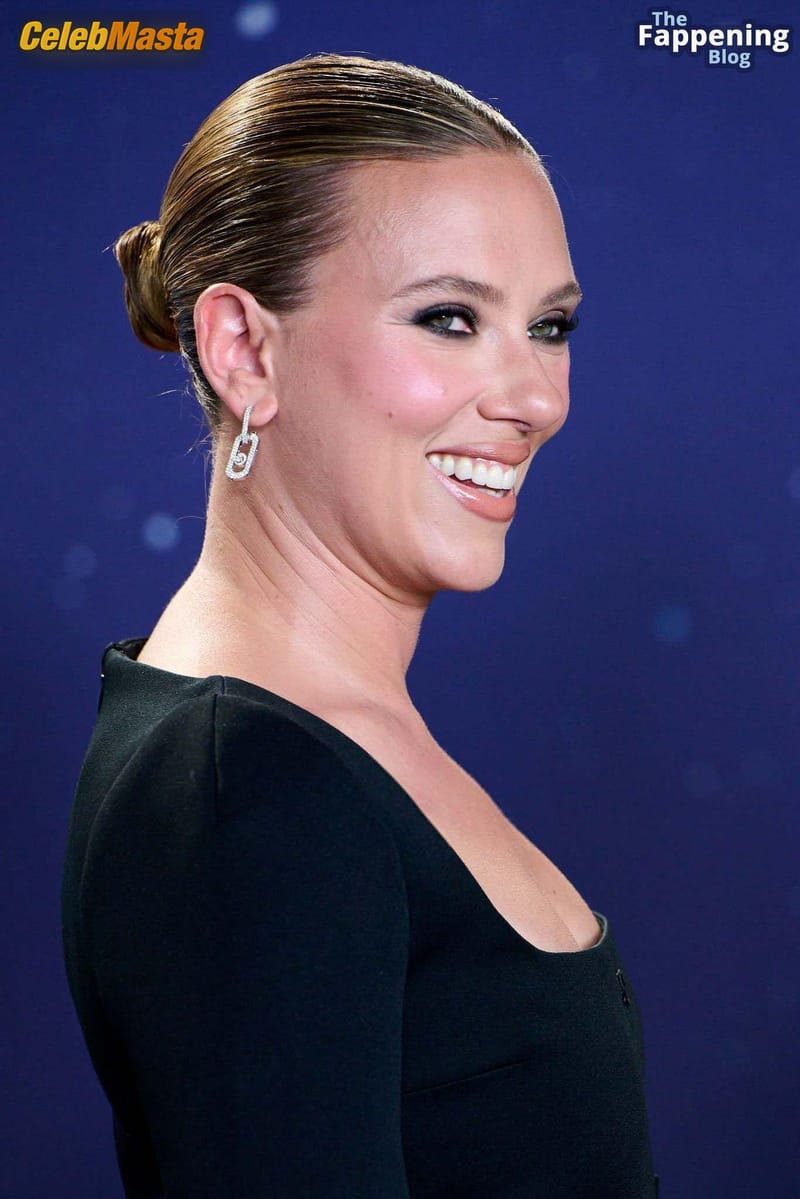 Scarlett Johansson Sexy Shines At The Fly Me To The Moon Premiere In Madrid Photo Gallery photo 3