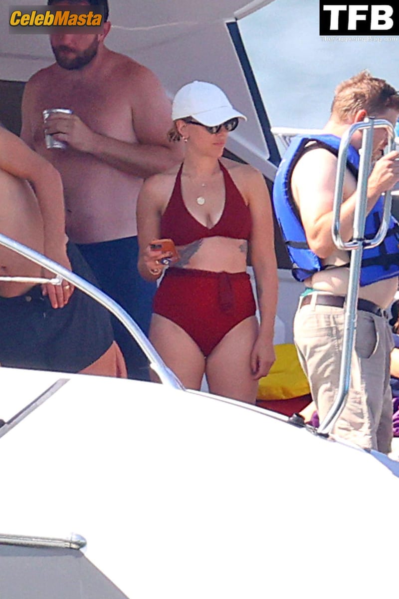 Scarlett Johansson Sexy Seen Flaunting Her Hot Figure Wearing A Red Bikini In East Hampton Photo Gallery photo 3