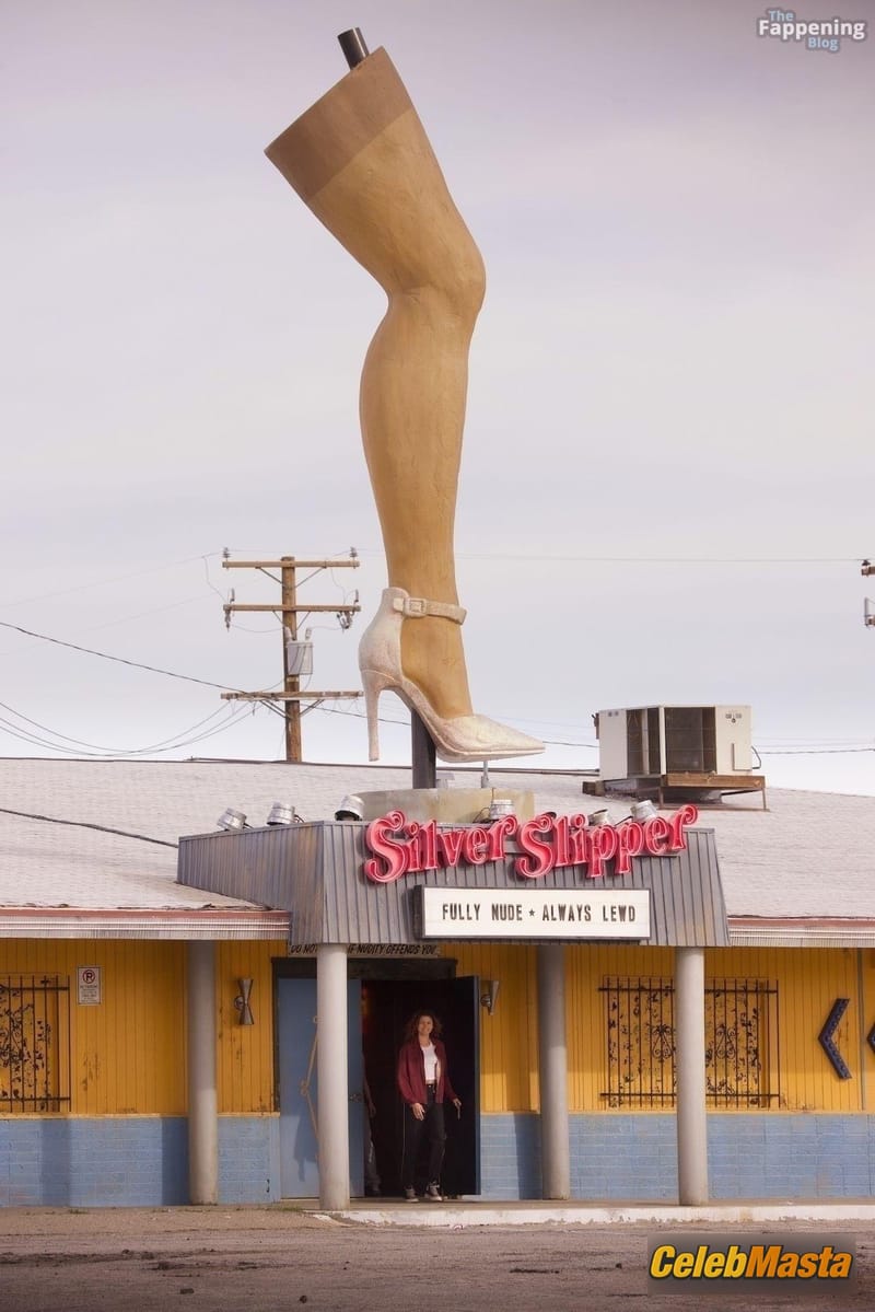 Zendaya Sexy Spotted Showing Off Her Hot Pokies On Euphoria Set In Palmdale Photo Gallery photo 4