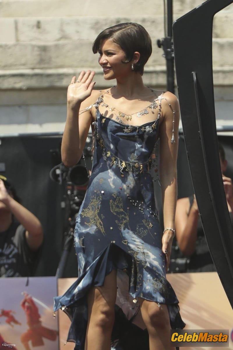 Zendaya Sexy Stuns At The “Spider-Man: Brand New Day” Photo Call In London photo 1