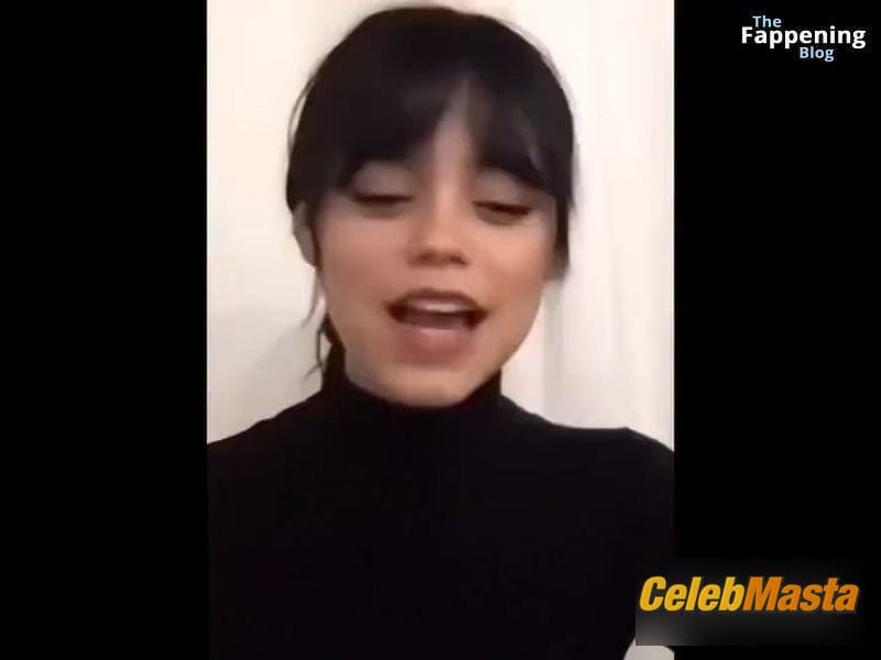 Jenna Ortega Sexy And Sensual Interview Photo Gallery photo 1