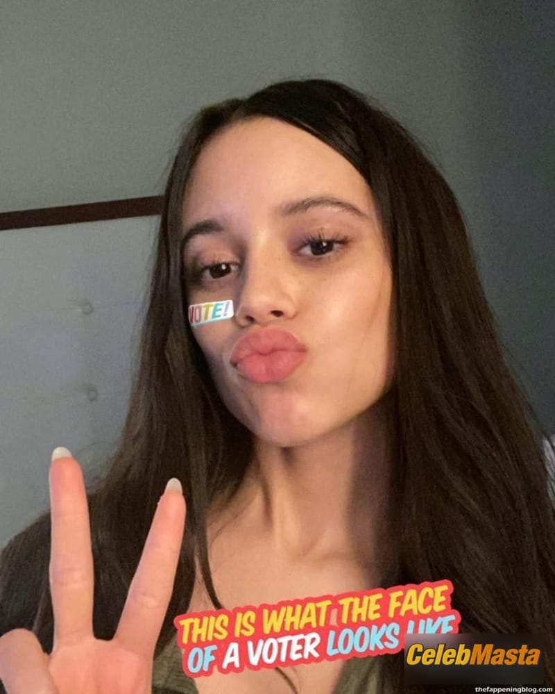 Jenna Ortega Sexy Photos Collection photo 4
