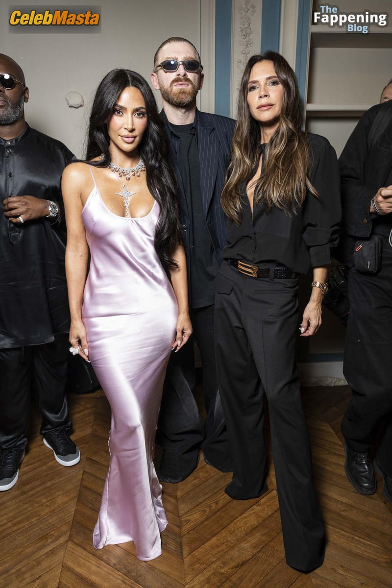 Kim Kardashian Flaunts Her Sexy Boobs At Paris Fashion Week Photo Gallery photo 3