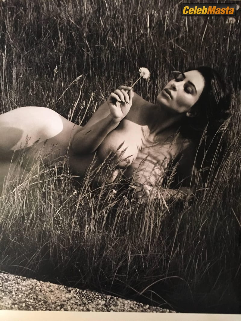 Kim Kardashian from CG Photo Gallery photo 3