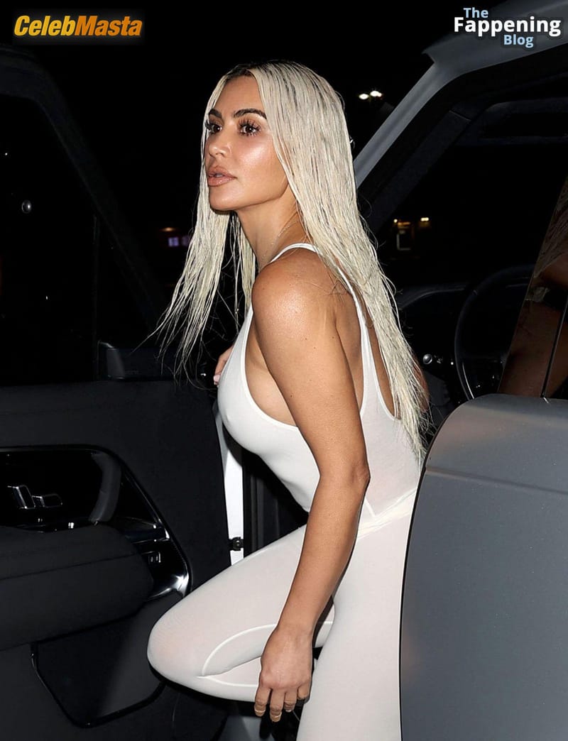 Kim Kardashian Flaunts Her Sexy Curves In Weho Photo Gallery photo 4