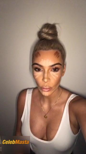 Kim Kardashian Sexy Deep Cleavage During Another Makeup Lesson Photo Gallery photo 1