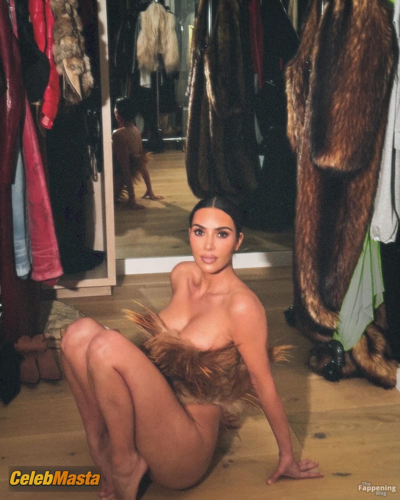 Kim Kardashian Sexy And Slutty Poses Without An Underwear And Shows Off Her Big Cleavage Photo Gallery photo 2
