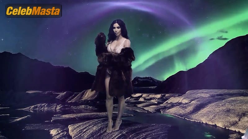 Kim Kardashian Sexy 2016 LOVE Advent Day 12 the Fappening Star Fur Coat During the Northern Lights Love Photo Gallery photo 4