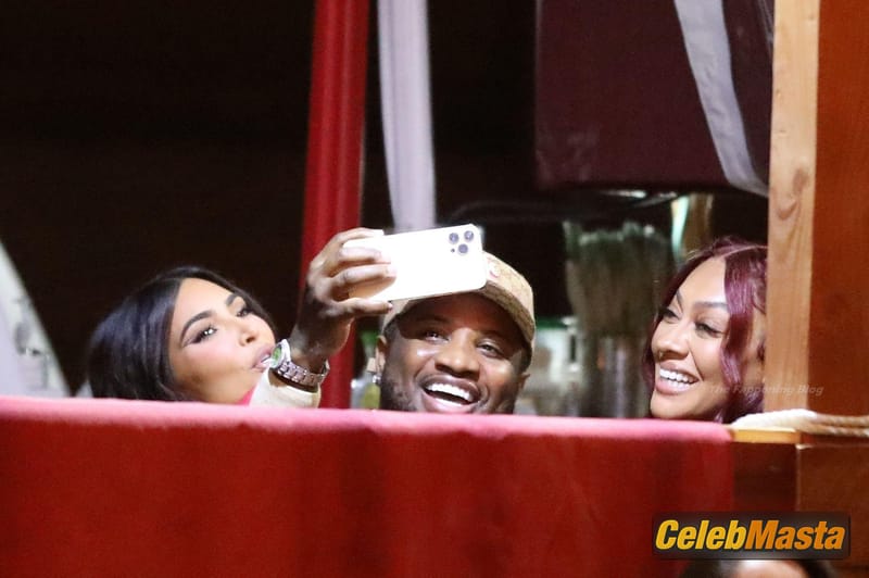 Kim Kardashian Sexy Enjoys A Ladies Night With Kourtney After Filing for Divorce in Beverly Hills Photo Gallery photo 2