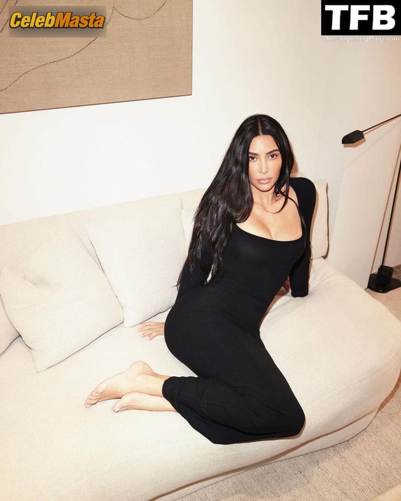 Kim Kardashian Sexy Poses Showcasing Her Hot Tits And Curves In A Social Media Photoshoot photo 4