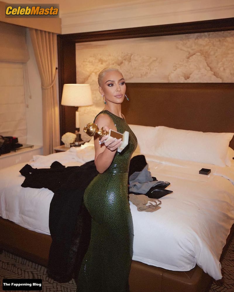 Kim Kardashian Sexy Photos Collection Showing Off Her Curves In Various Photos photo 2