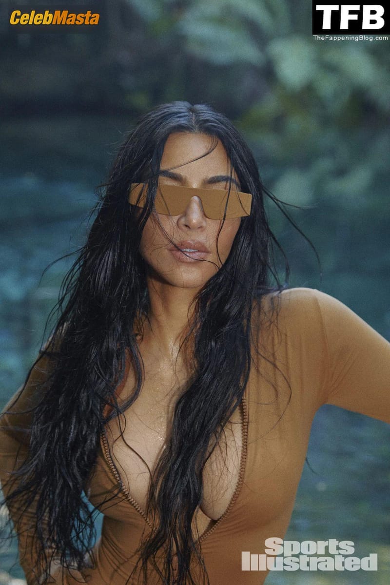 Kim Kardashian Sexy Poses Flaunting Her Hot Bikini Body In A Photoshoot For Sports Illustrated photo 3