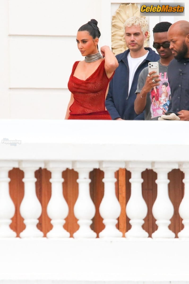 Kim Kardashian Sexy Seen Flashing Her Hot Boobs And Flaunting Her Hot Booty At Copacabana Palace Hotel In Rio De Janeiro Photo Gallery photo 1