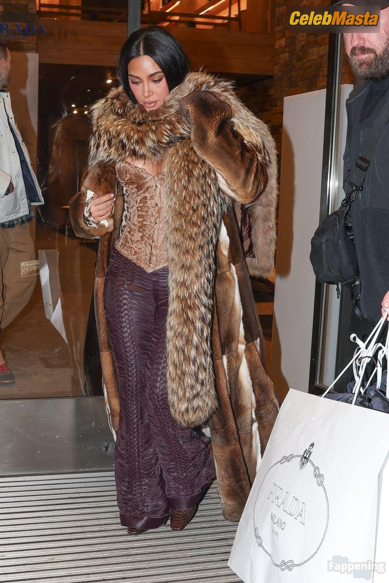 Kim Kardashian Sexy Spotted Showing Off Her Hot Cleavage As She Exits The Prada Store In Aspen Photo Gallery photo 4