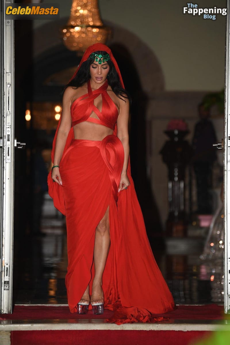 Kim Kardashian Sexy Shines In A Stunning Red Dress At Anant Ambani’s Wedding In Mumbai Photo Gallery photo 3