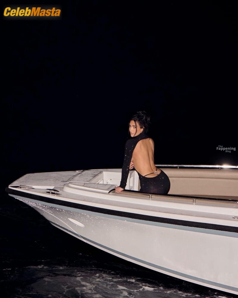 Kim Kardashian Sexy Shows Off Her Hot Sideboob And Booty On A Yacht In Monaco Photo Gallery photo 4