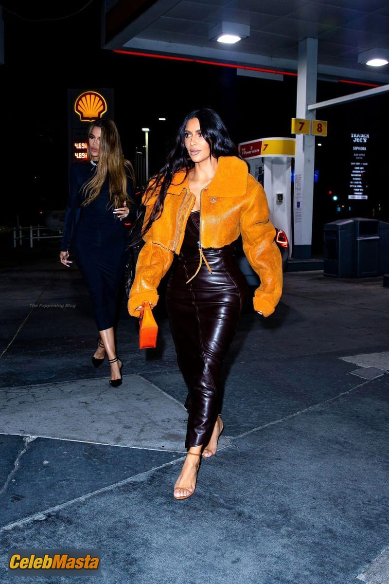 Kim Kardashian Sexy Seen in Los Angeles Wearing A Vintage 2000 Christian Dior Dress Photo Gallery photo 2