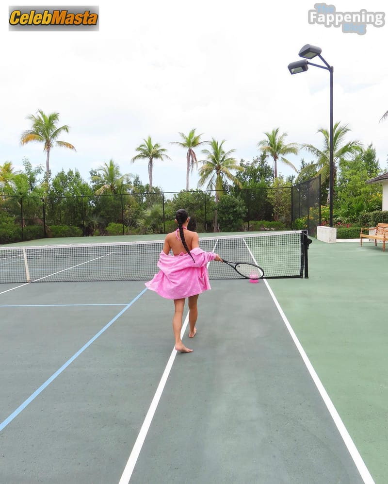 Kim Kardashian Striking Sexy In Pink Bikini Tennis Match Photo Gallery photo 4