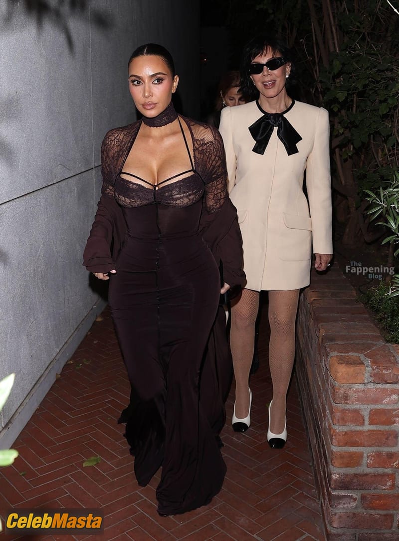Kim Kardashian Sexy Seen Flaunting Her Hot Cleavage And Figure As She Arrives For Dinner At Spago Restaurant In Beverly Hills Photo Gallery photo 3