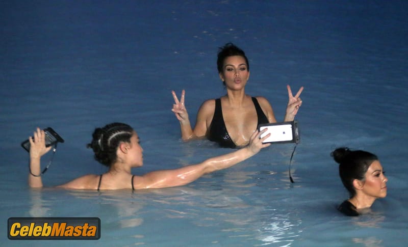 Kim Kardashian Sexy Wearing A Swimsuit in Iceland Photo Gallery photo 3