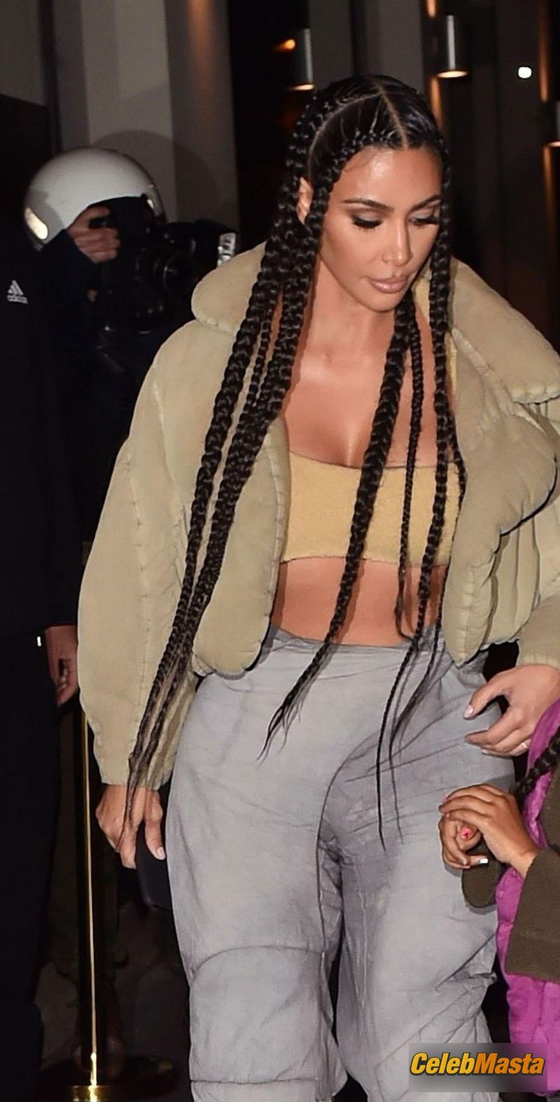 Kim Kardashian arrives at the Kanye West after-party with daughter North West and sister Kourtney Kardashian in Paris Photo Gallery photo 2