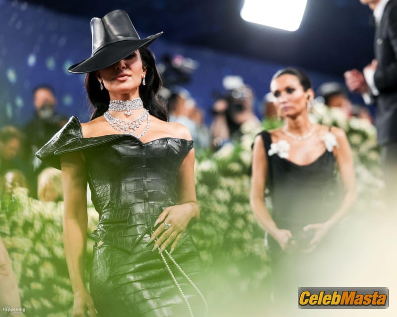 Kim Kardashian Sexy Shows Off Her Sizzling Curves And Cleavage In A Hot Skintight Leather Dress At Met Gala In New York City Photo Gallery photo 1