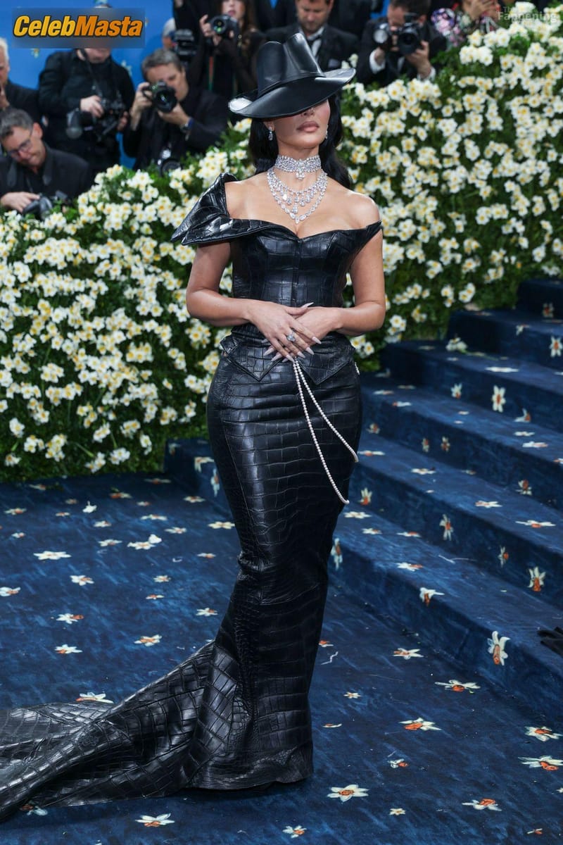 Kim Kardashian Sexy Shows Off Her Sizzling Curves And Cleavage In A Hot Skintight Leather Dress At Met Gala In New York City Photo Gallery photo 3