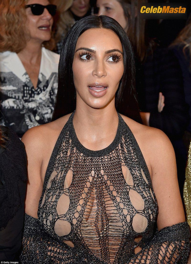 Kim Kardashian Sexy at the Paris Fashion Week Womenswear Spring/Summer 2017 Photo Gallery photo 1