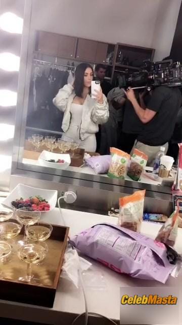 Kim Kardashian Sexy from Snapchat 2017 Photo Gallery photo 3